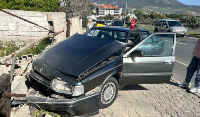 Milas’ta Zincirleme Trafik Kazası: Ani Manevra Üç Aracın Çarpışmasına Sebep Oldu