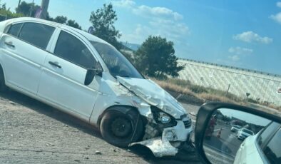 Milas Bodrum karayolunda trafik kazası: Otomobil Karşı şeride geçti