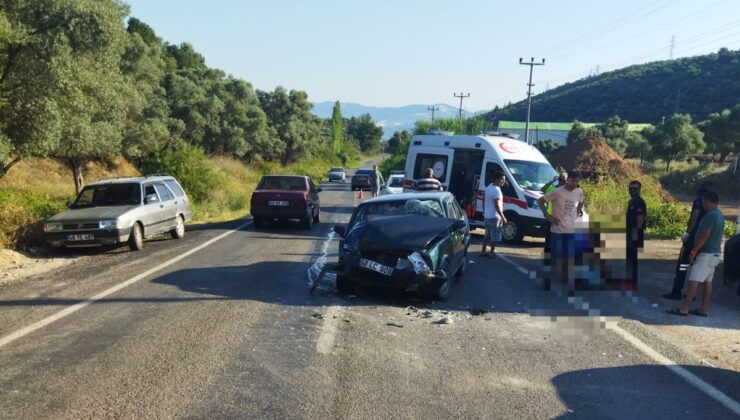 Beçin’de otobüs ve Otomobil çarpıştı:  2 yaralı