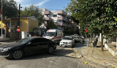Milas’ta Karşıdan Karşıya Geçmeye Çalışan 62 Yaşındaki Kadına Otomobil Çarptı