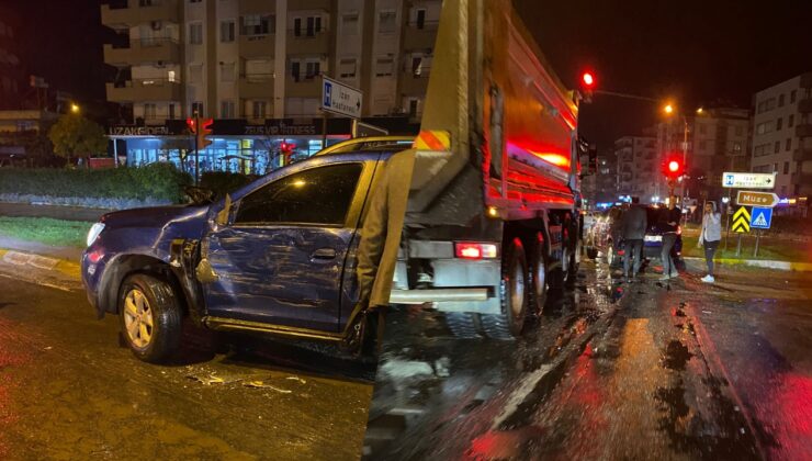 Milas’ta Kör Nokta Kazası: Halil Bey Bulvarı’nda Trafik Durma Noktasına Geldi