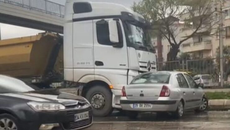Milas’ta Tır ve Otomobil Çarpışması Sonucu Uzun Araç Kuyrukları Oluştu