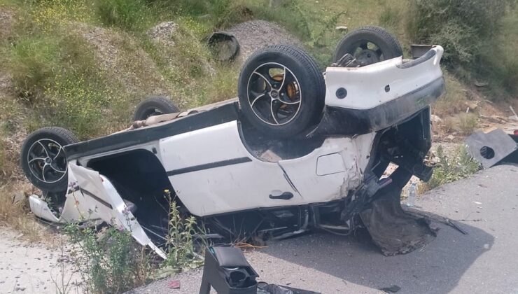 Milas’ta Direksiyon Hakimiyetini Kaybederek Taklalar Atan Otomobilin Sürücüsü Yaralandı